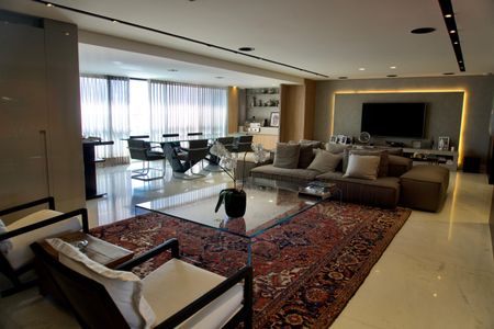 Apartamento para alugar com 225m², 3 quartos e 4 vagasSala