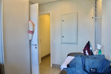 Apartamento para alugar com 225m², 3 quartos e 4 vagasÁrea de Serviço