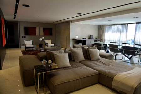 Sala de apartamento para alugar com 3 quartos, 225m² em Santa Lúcia, Belo Horizonte