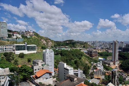 Apartamento para alugar com 225m², 3 quartos e 4 vagasÁrea Comum - Piscina Vista