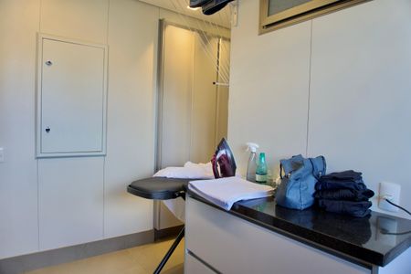 Apartamento para alugar com 225m², 3 quartos e 4 vagasÁrea de Serviço