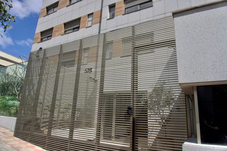 Apartamento para alugar com 225m², 3 quartos e 4 vagasEntrada do Prédio