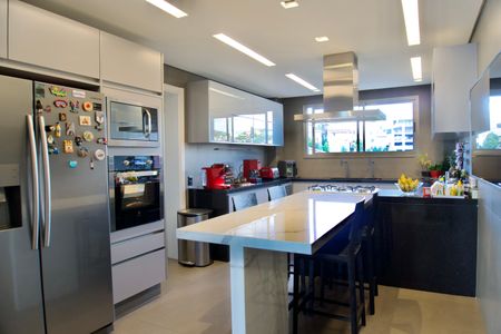 Apartamento para alugar com 225m², 3 quartos e 4 vagasCozinha