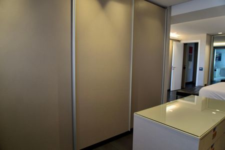 Apartamento para alugar com 225m², 3 quartos e 4 vagasSuíte 1 - Closet