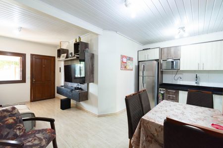 Casa à venda com 90m², 3 quartos e 2 vagas