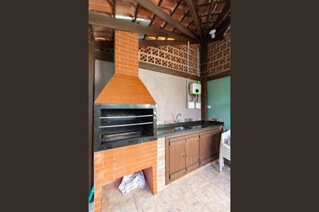 Casa à venda com 90m², 3 quartos e 2 vagas