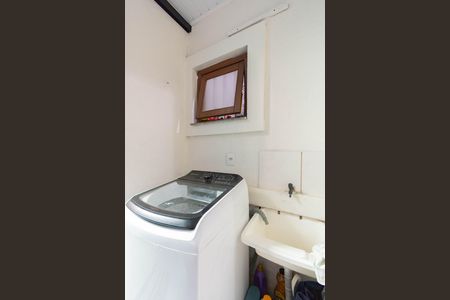 Casa à venda com 90m², 3 quartos e 2 vagas