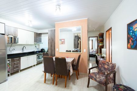 Casa à venda com 90m², 3 quartos e 2 vagas