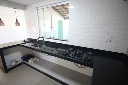 Casa à venda com 100m², 2 quartos e 6 vagasCozinha