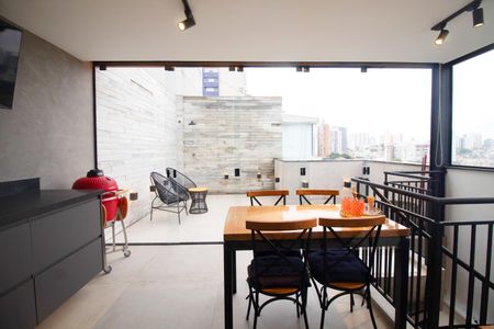 Apartamento à venda com 70m², 1 quarto e 1 vaga
