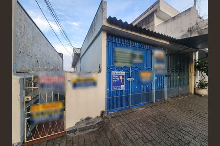 Casa à venda com 269m², 7 quartos e 2 vagas Casa à venda com 269m², 7 quartos e 2 vagasFachada