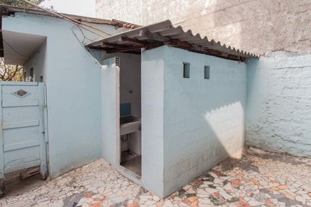 Casa à venda com 269m², 7 quartos e 2 vagas Casa à venda com 269m², 7 quartos e 2 vagasÁrea externa
