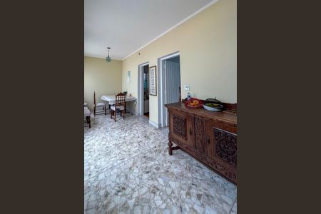 Casa à venda com 475m², 7 quartos e 4 vagas Casa à venda com 475m², 7 quartos e 4 vagasSala de Jantar
