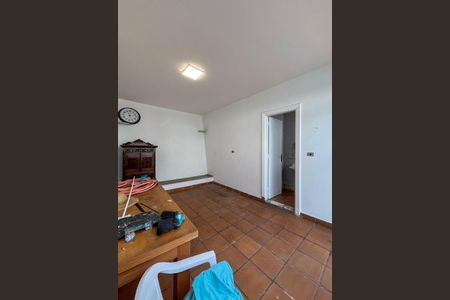 Casa à venda com 475m², 7 quartos e 4 vagas Casa à venda com 475m², 7 quartos e 4 vagasQuarto de Serviço