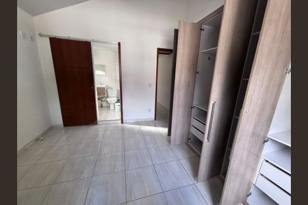 Quarto 1 de casa para alugar com 1 quarto, 50m² em Recreio dos Bandeirantes, Rio de Janeiro