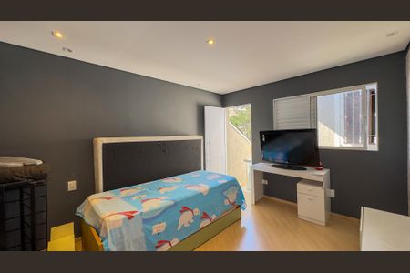 Casa à venda com 250m², 2 quartos e 2 vagasQuarto Suíte