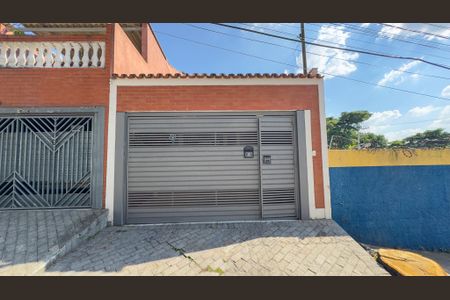 Casa à venda com 250m², 2 quartos e 2 vagasFachada