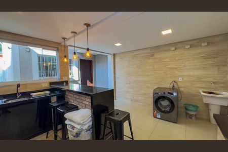 Casa à venda com 250m², 2 quartos e 2 vagasChurrasqueira