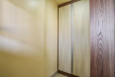 Apartamento à venda com 154m², 3 quartos e 2 vagas Apartamento à venda com 154m², 3 quartos e 2 vagasÁrea de Serviço