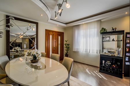 Apartamento à venda com 154m², 3 quartos e 2 vagas Apartamento à venda com 154m², 3 quartos e 2 vagasSala