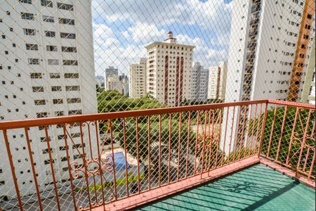 Apartamento à venda com 154m², 3 quartos e 2 vagas Apartamento à venda com 154m², 3 quartos e 2 vagasVaranda da Sala