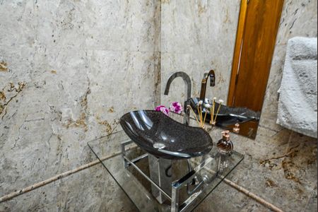 Apartamento à venda com 154m², 3 quartos e 2 vagas Apartamento à venda com 154m², 3 quartos e 2 vagasLavabo
