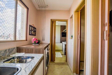 Apartamento à venda com 154m², 3 quartos e 2 vagas Apartamento à venda com 154m², 3 quartos e 2 vagasÁrea de Serviço