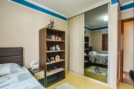 Apartamento à venda com 154m², 3 quartos e 2 vagas Apartamento à venda com 154m², 3 quartos e 2 vagasQuarto 2