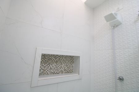 Casa para alugar com 70m², 2 quartos e 2 vagasBanheiro
