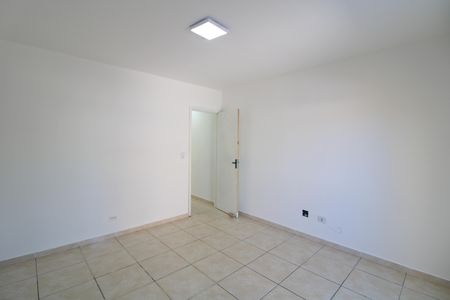 Casa para alugar com 70m², 2 quartos e 2 vagasQuarto 1