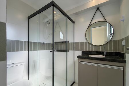 Apartamento para alugar com 65m², 2 quartos e 1 vaga Apartamento para alugar com 65m², 2 quartos e 1 vagaBanheiro da Suíte