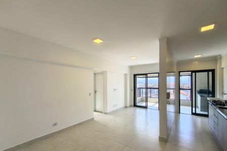 Sala/Cozinha de apartamento para alugar com 2 quartos, 65m² em Maracanã, Praia Grande