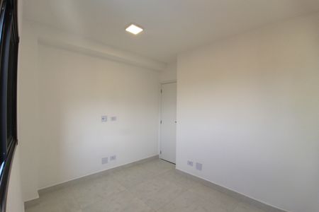Apartamento para alugar com 65m², 2 quartos e 1 vaga Apartamento para alugar com 65m², 2 quartos e 1 vagaQuarto