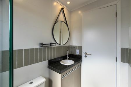 Apartamento para alugar com 65m², 2 quartos e 1 vaga Apartamento para alugar com 65m², 2 quartos e 1 vagaBanheiro