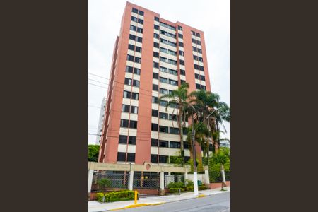 Apartamento para alugar com 75m², 3 quartos e 2 vagasFachado do condomínio