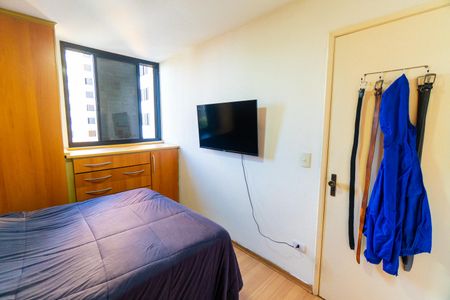 Suite de apartamento à venda com 3 quartos, 75m² em Vila Campestre, São Paulo