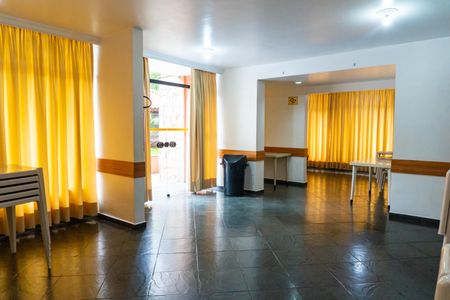 Apartamento para alugar com 75m², 3 quartos e 2 vagasÁrea comum - Salão de festas