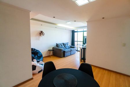 Sala de apartamento à venda com 3 quartos, 75m² em Vila Campestre, São Paulo