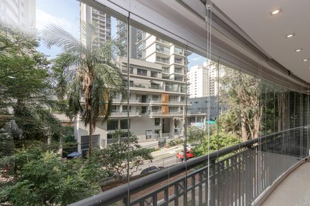 Apartamento para alugar com 189m², 4 quartos e 3 vagas Apartamento para alugar com 189m², 4 quartos e 3 vagasVista da Sala