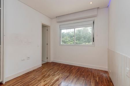 Apartamento para alugar com 189m², 4 quartos e 3 vagas Apartamento para alugar com 189m², 4 quartos e 3 vagasSuíte 2