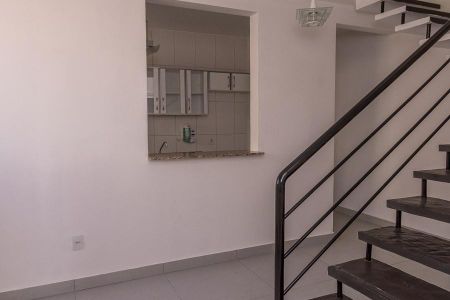Apartamento para alugar com 102m², 2 quartos e 2 vagasSala