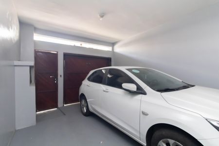 Garagem de casa para alugar com 3 quartos, 189m² em Vila Nova Curuçá, São Paulo