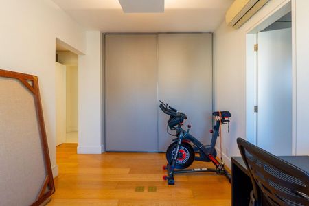 Apartamento à venda com 2 quartos, 237m² em Vila Nova Conceição, São Paulo