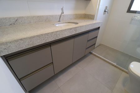 Apartamento para alugar com 115m², 3 quartos e 2 vagasBanheiro do Quarto 3