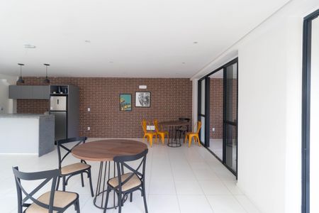 Apartamento para alugar com 44m², 2 quartos e 1 vagaÁrea comum - Salão de festas