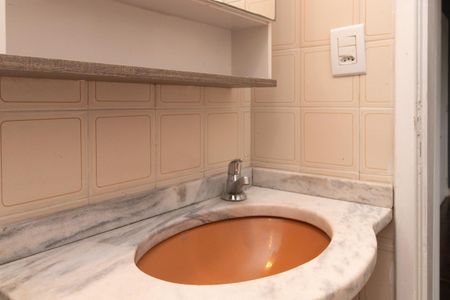 Apartamento para alugar com 46m², 1 quarto e sem vagaBanheiro