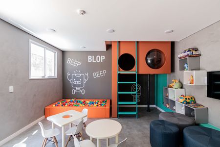 Apartamento para alugar com 28m², 1 quarto e sem vagaÁrea comÁrea comum - Brinquedotecaum - Playground