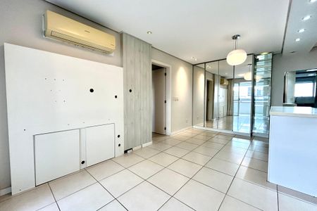 Sala de apartamento para alugar com 2 quartos, 69m² em Itacorubi, Florianópolis