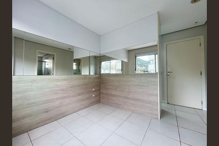 Apartamento para alugar com 69m², 2 quartos e 1 vagaSuíte 