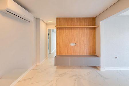 Apartamento para alugar com 75m², 2 quartos e 1 vagaSala